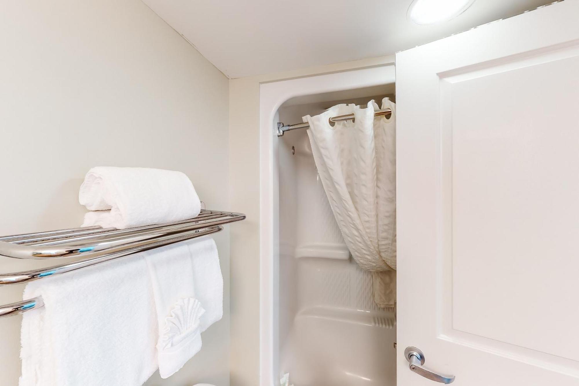 Beach Retreat Myrtle Beach Room photo